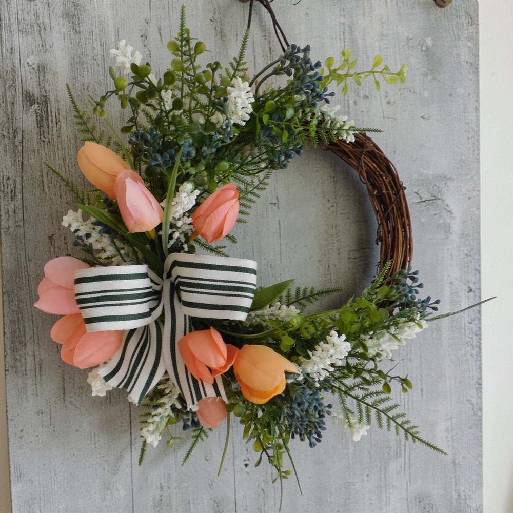 Artificial Spring Tulip Mini‎ Greenry Wreath Berries Ferns Housewarming Gift